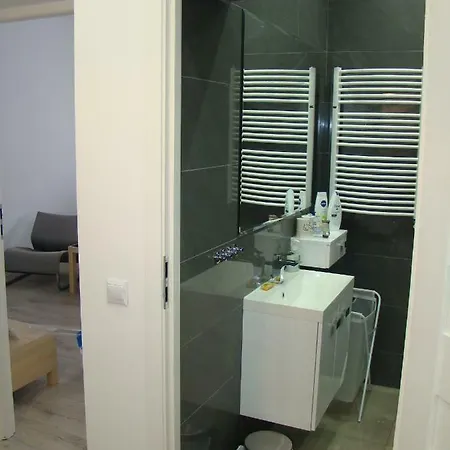 Apartament Caloroczny Apartment *
